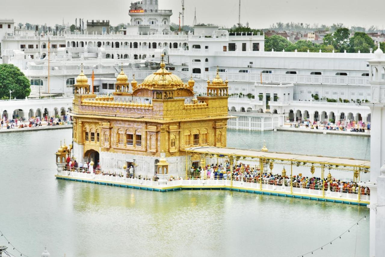 Sharma'S Bnb Amritsar Exteriör bild